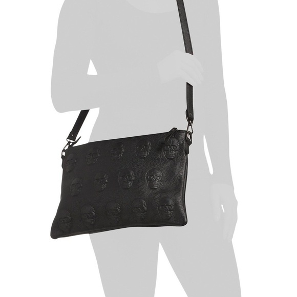 IO PELLE Italian Pebbled Black leather Skull Embossed Crossbody Bag - Picture 3 of 4